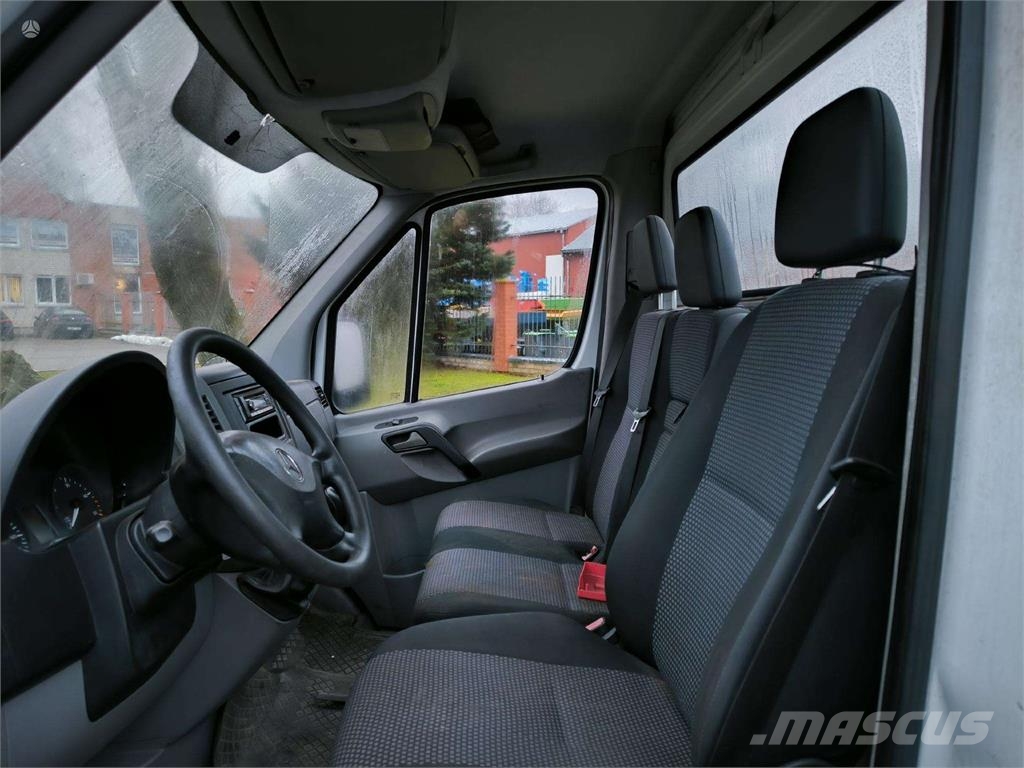 Mercedes-Benz Auto