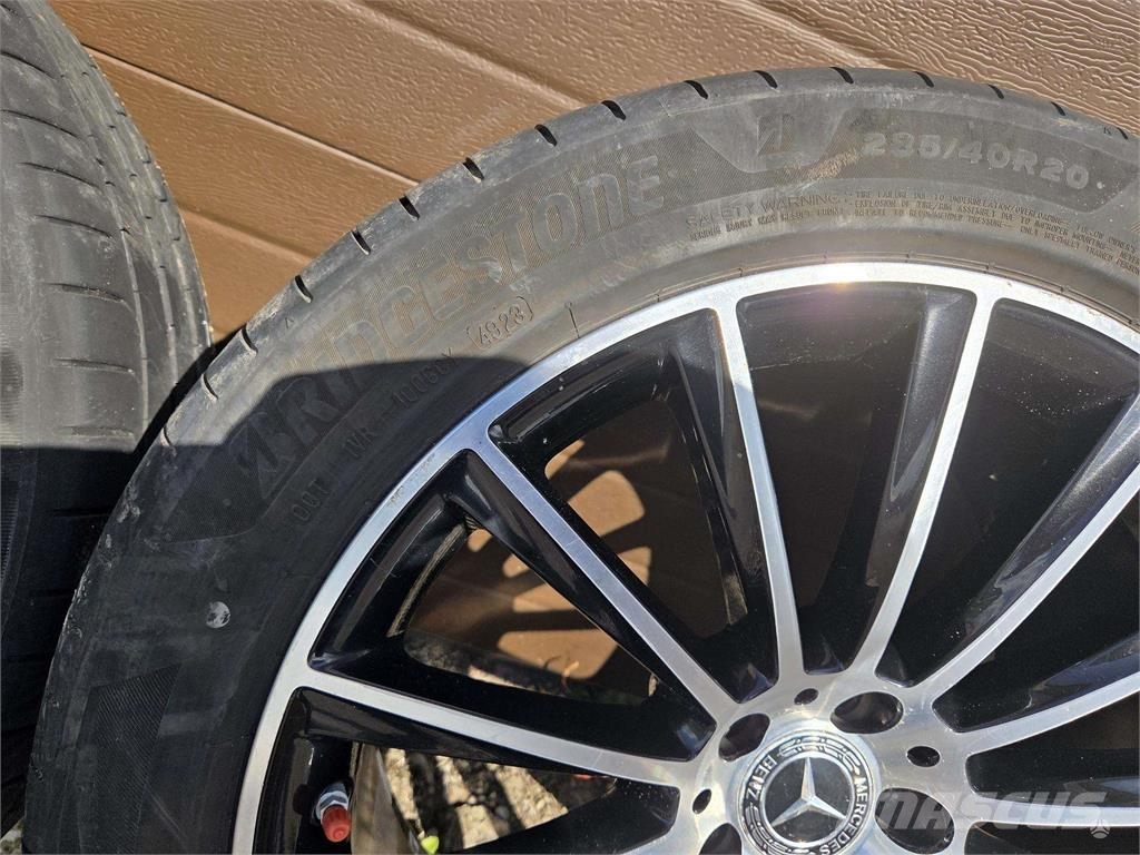 Mercedes-Benz Amg Riepas, riteņi un diski