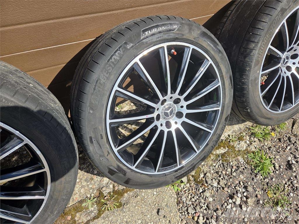Mercedes-Benz Amg Riepas, riteņi un diski