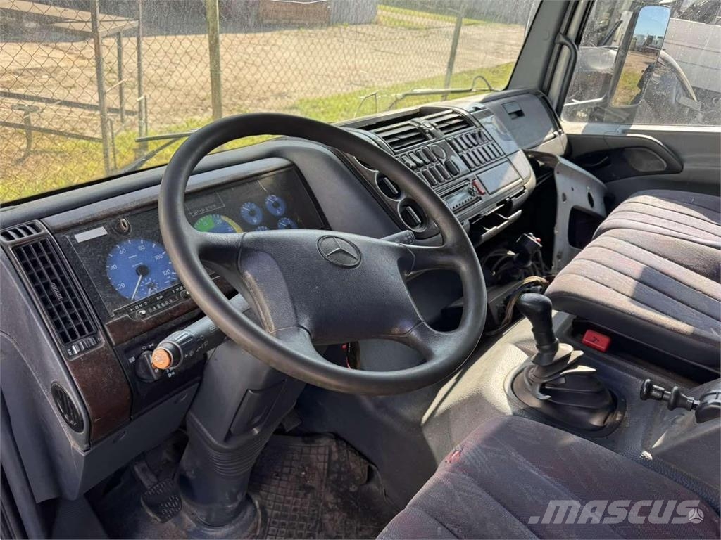 Mercedes-Benz Atego 1223 4x2 새시 운전실 트럭