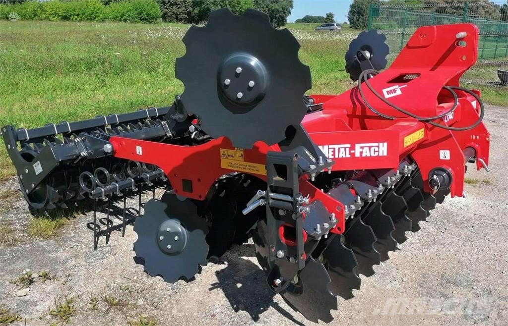 Metal-Fach U 740 Cultivatoren