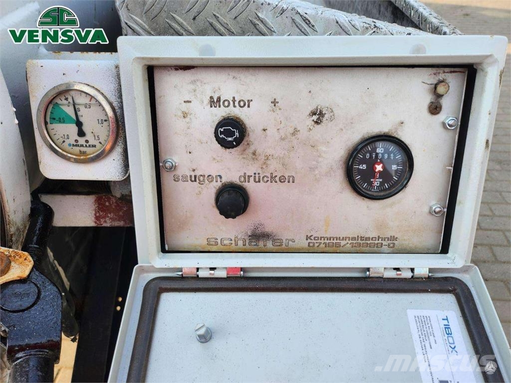 Mitsubishi Canter Slamsugningsbil