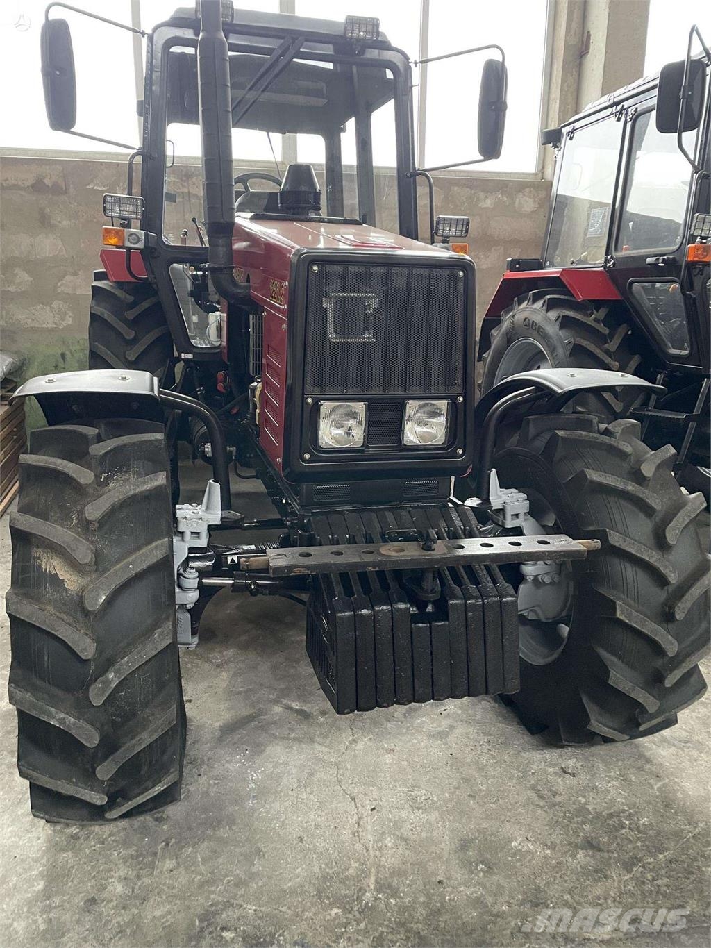 MTZ 1221.2 Traktoren