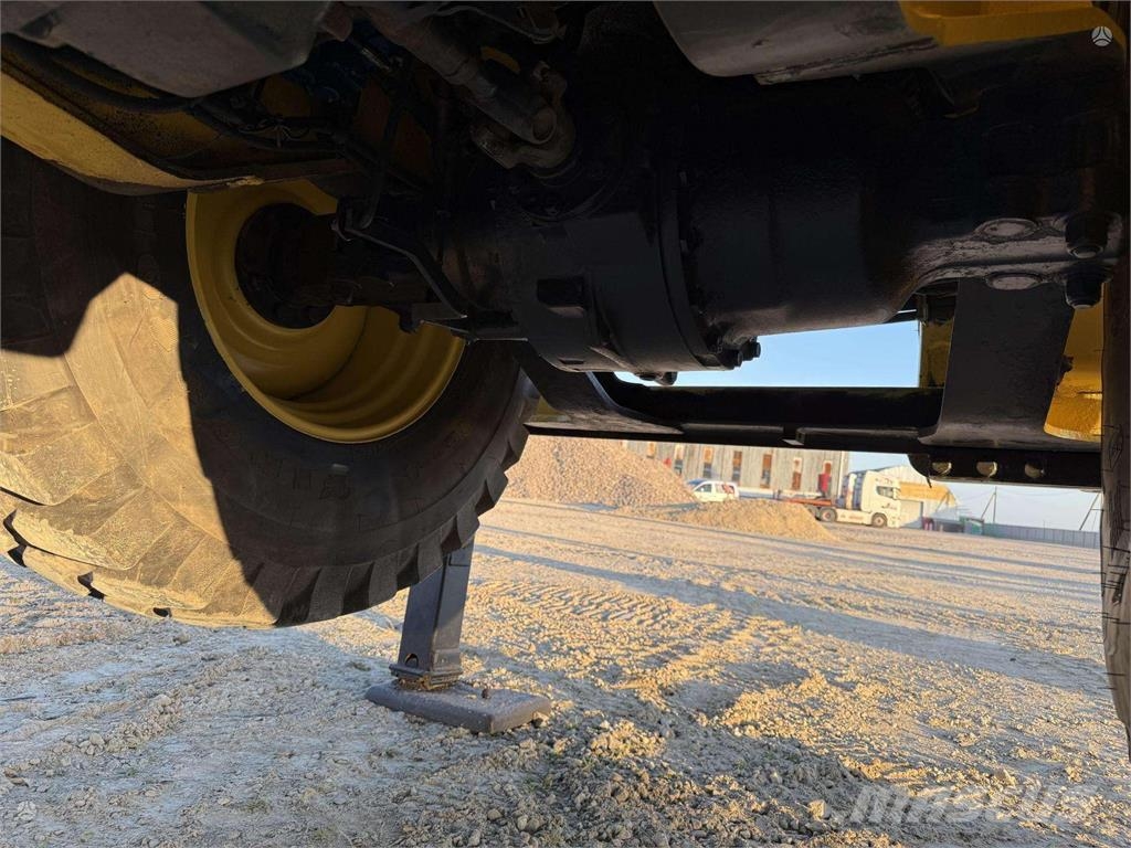 New Holland B 110-4PT , 2 quick couplers Ekskavatoriniai krautuvai