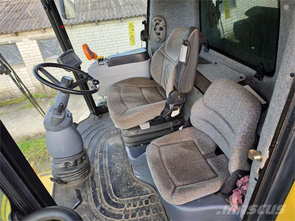 New Holland CX820 Derliaus nuėmimo kombainai