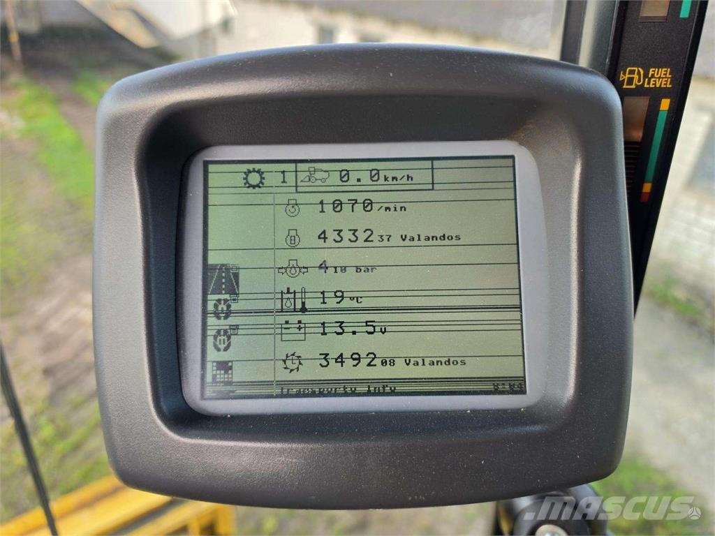 New Holland CX820 Derliaus nuėmimo kombainai