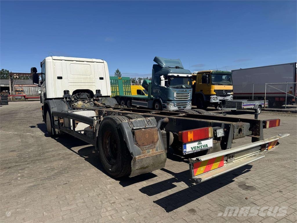 Scania P230 Шасі з кабіною