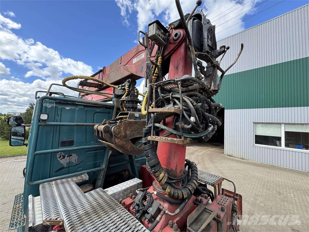 Scania R560 6x4 + DOLL M114 + LOGLIFT 251S Transportes de madera