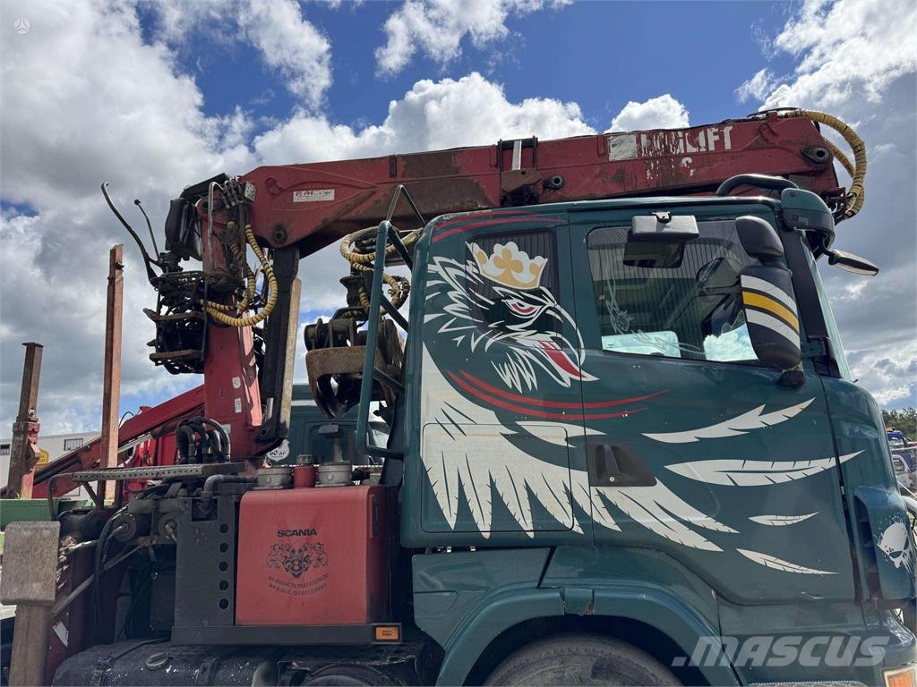 Scania R560 6x4 + DOLL M114 + LOGLIFT 251S Transportes de madera