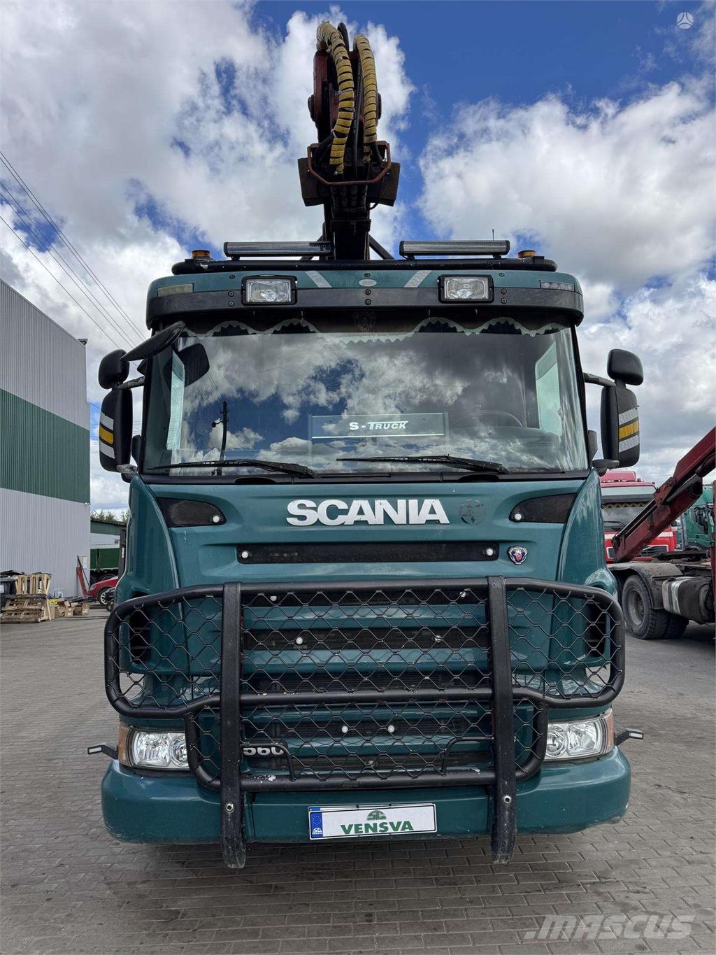 Scania R560 6x4 + DOLL M114 + LOGLIFT 251S Transportes de madera