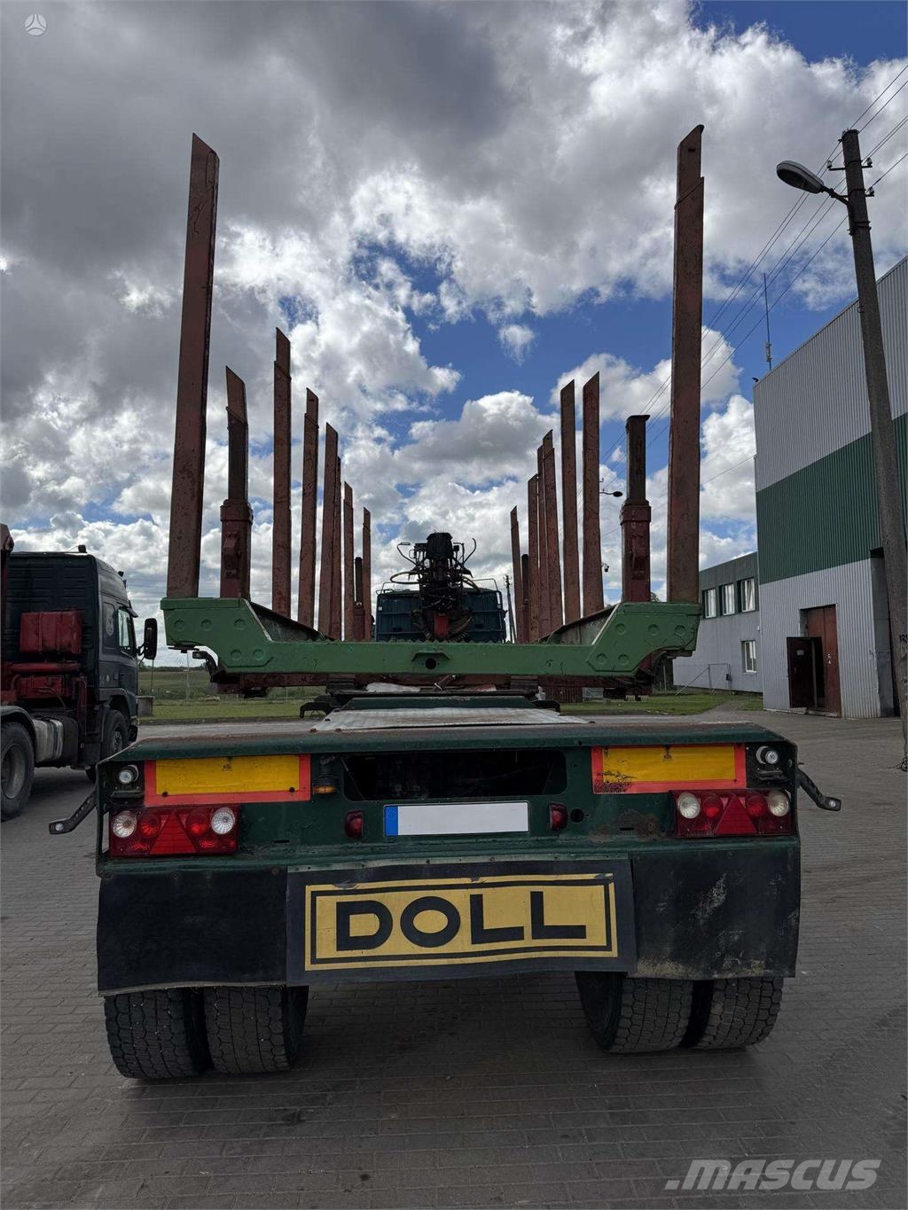 Scania R560 6x4 + DOLL M114 + LOGLIFT 251S Transportes de madera