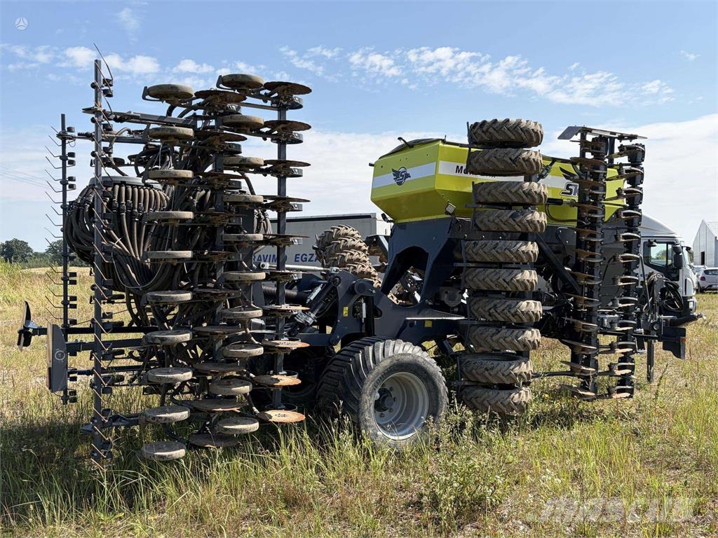 SKY MaxiDrill W 6020 Fertisem Mechanické sejačky