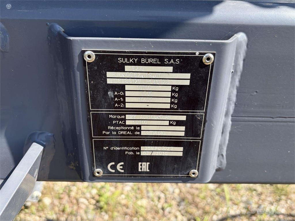 SKY MaxiDrill W 6020 Fertisem Mechanické sejačky