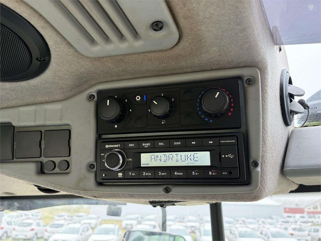 Valtra T235 Traktoriai