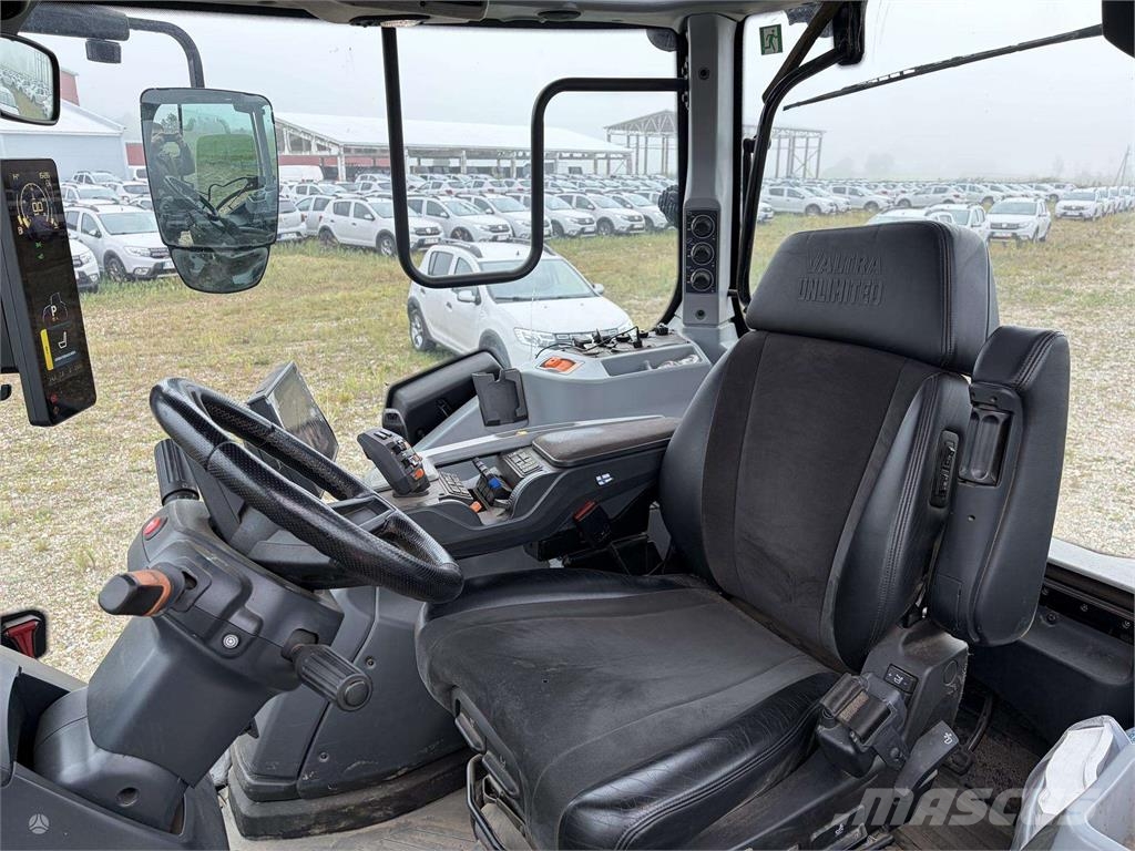 Valtra T235 Traktoriai