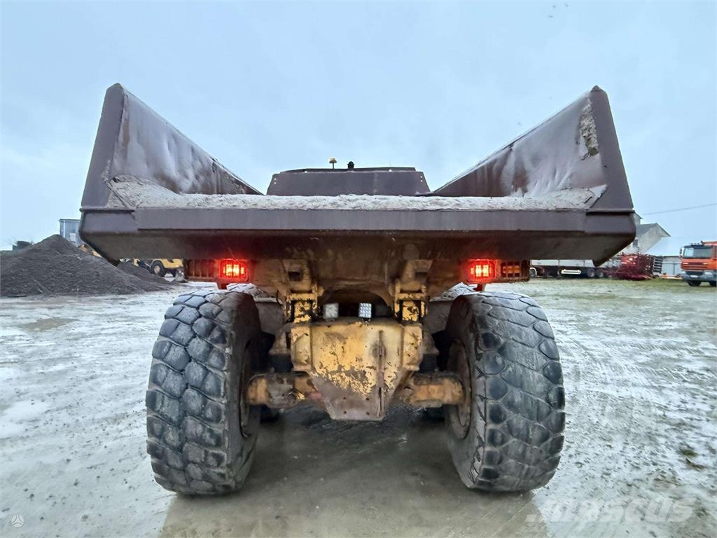 Volvo A25D Artikulētie pašizgāzēji
