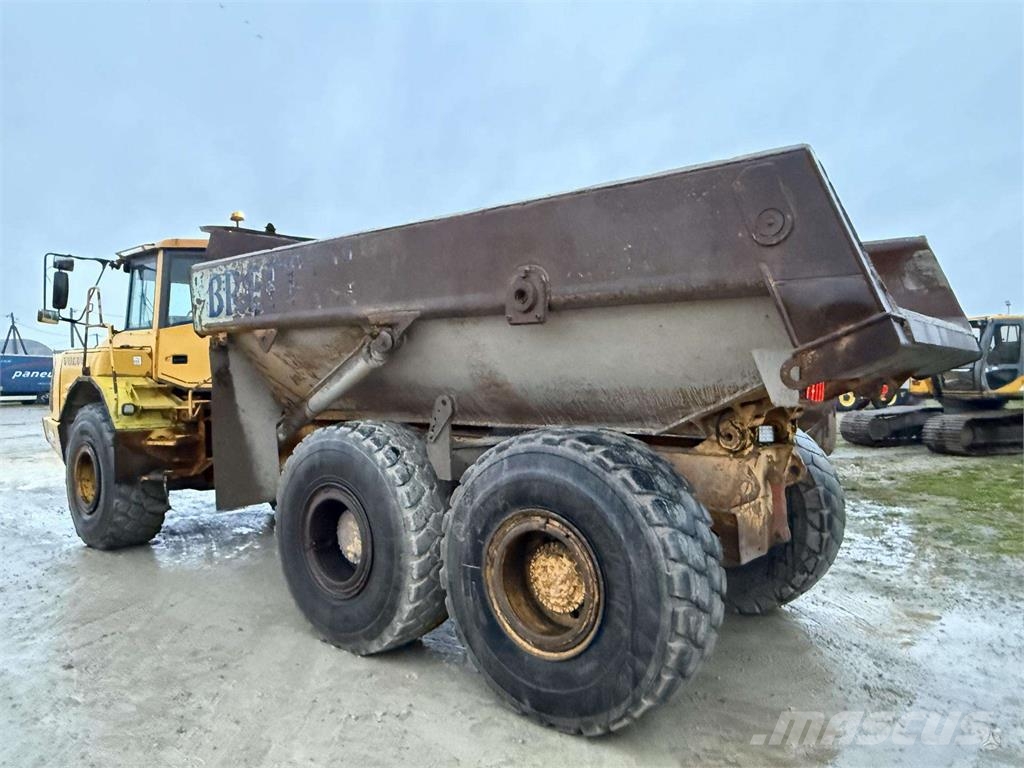 Volvo A25D Artikulētie pašizgāzēji