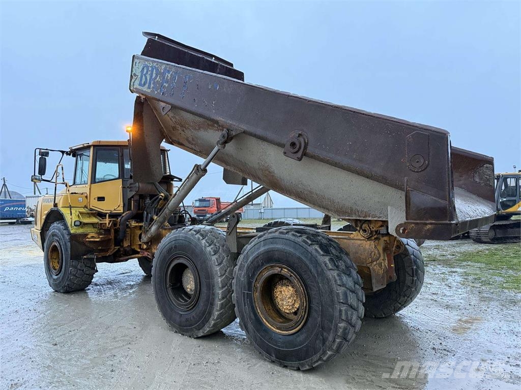 Volvo A25D Artikulētie pašizgāzēji