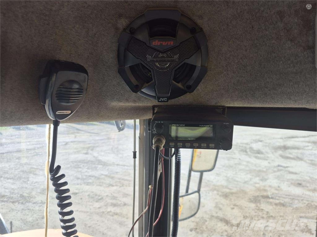 Volvo A25D with TAILGATE Dumper - Knickgelenk