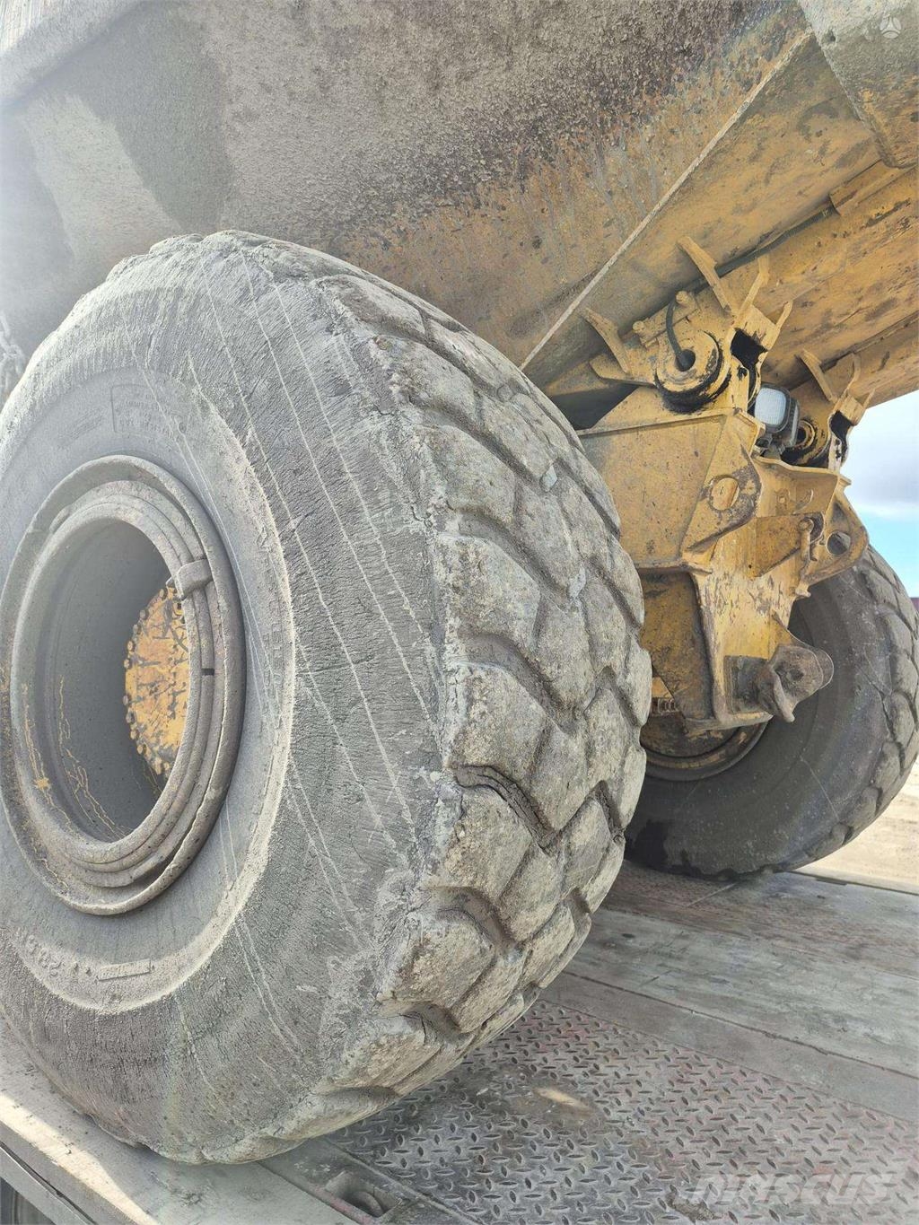 Volvo A25D with TAILGATE Dumper - Knickgelenk