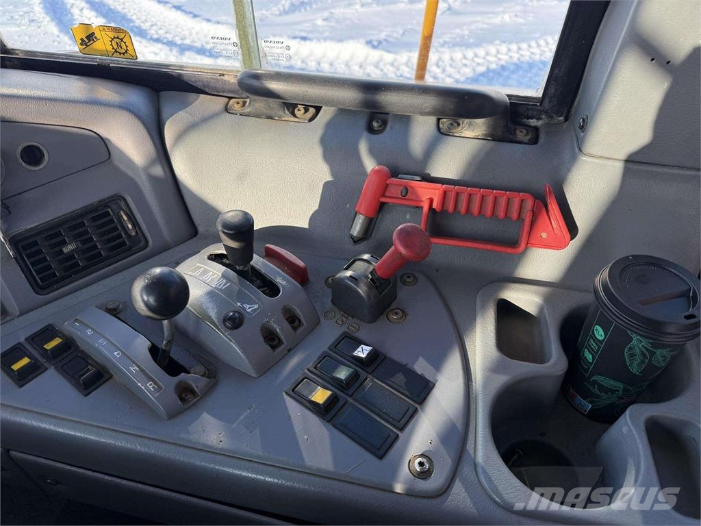 Volvo A35D Zglobni demperi