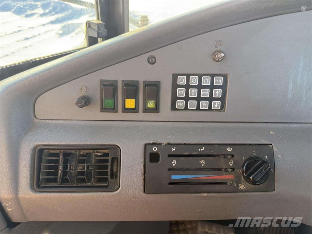 Volvo A35D Zglobni demperi