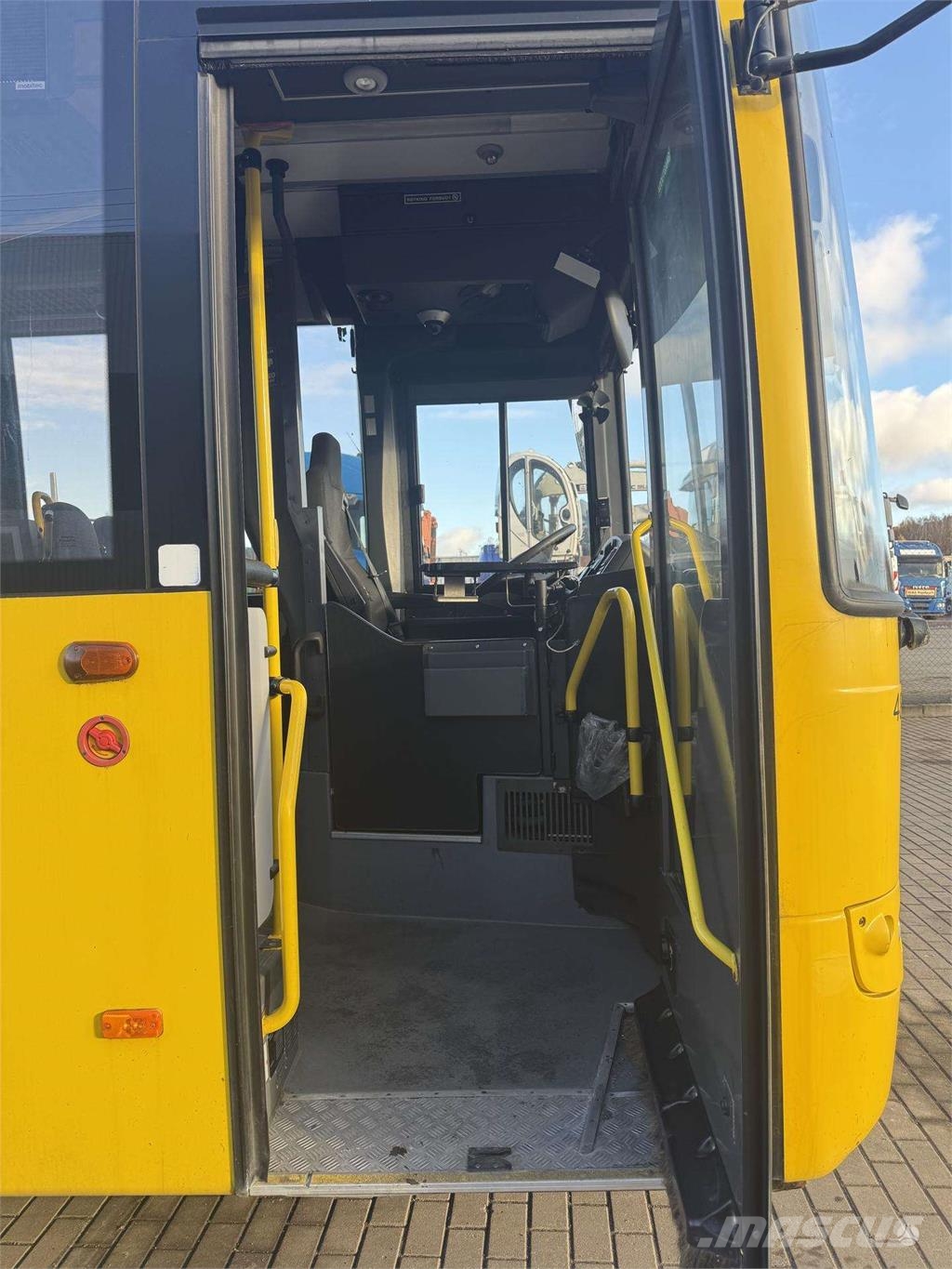 Volvo B7R 8700LE Міжміські автобуси