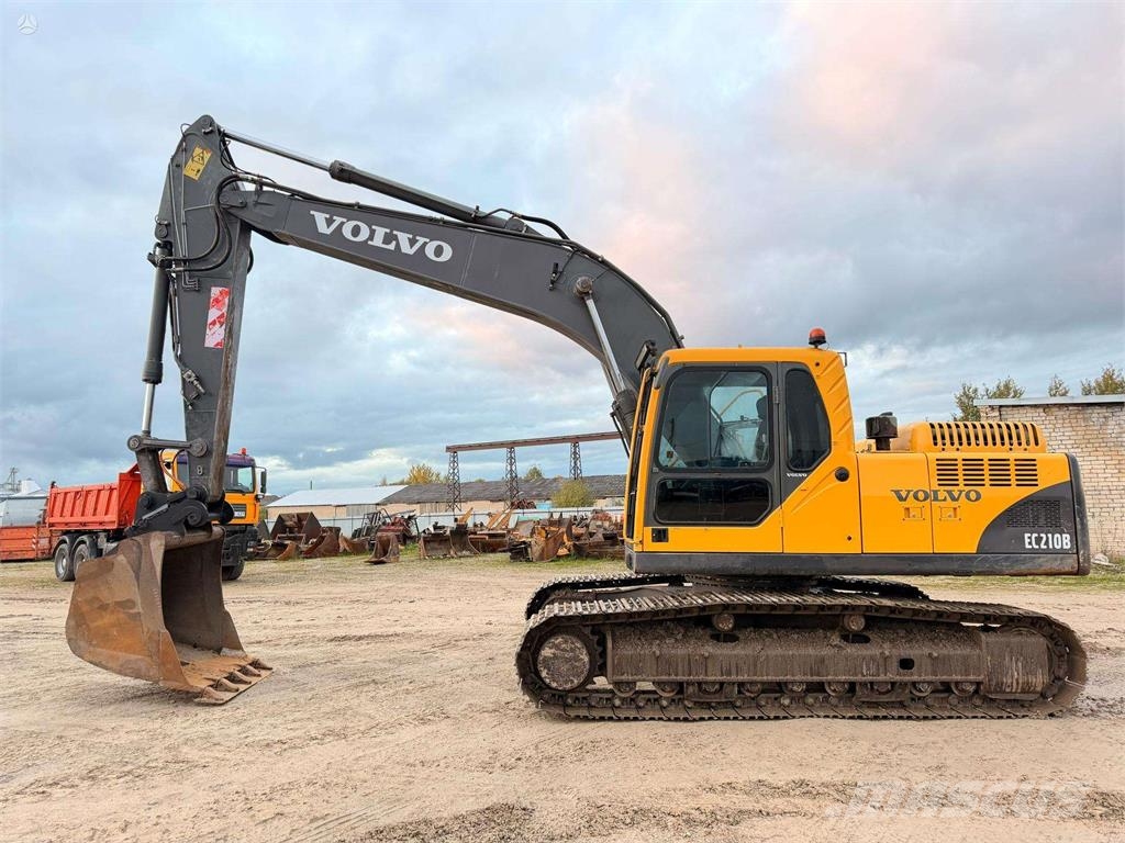 Volvo EC 210 BLC Pásové rýpadlá