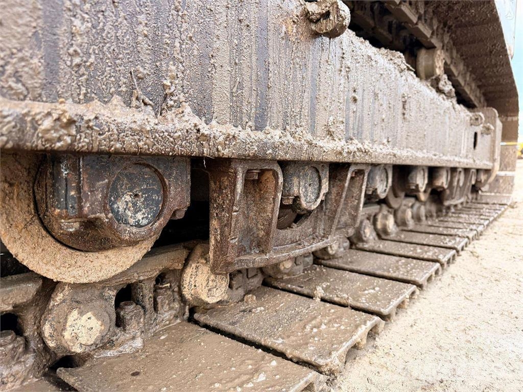 Volvo EC 210 BLC Pásové rýpadlá