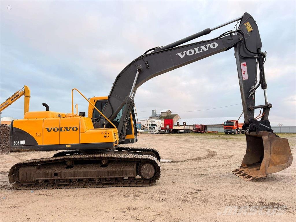 Volvo EC 210 BLC Pásové rýpadlá
