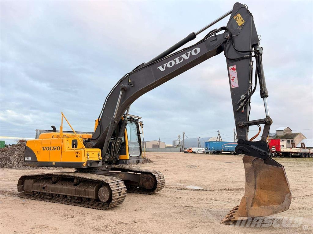Volvo EC 210 BLC Pásové rýpadlá