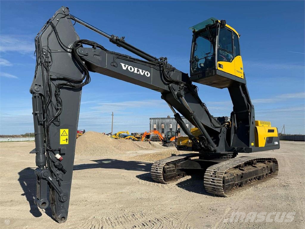 Volvo EC 300 DNL Cabin Lift Pelle sur chenilles