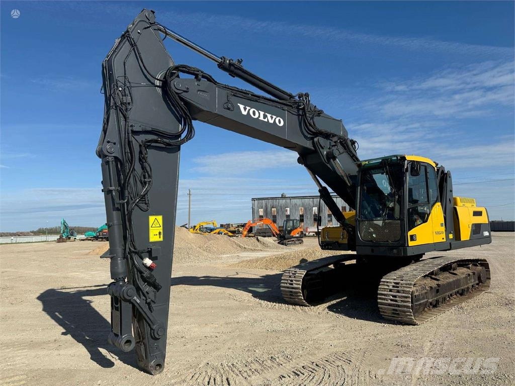 Volvo EC 300 DNL Cabin Lift Pelle sur chenilles