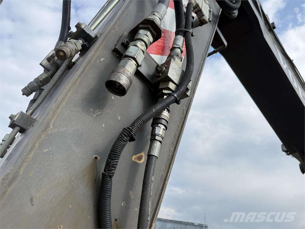 Volvo EW 140 B , ROTOTILT + RAILWAY Wielgraafmachines