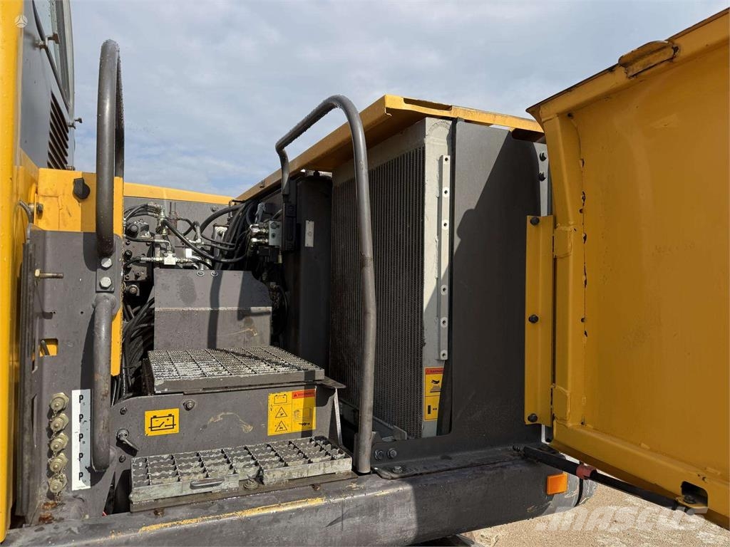 Volvo EW 140 B , ROTOTILT + RAILWAY Wielgraafmachines