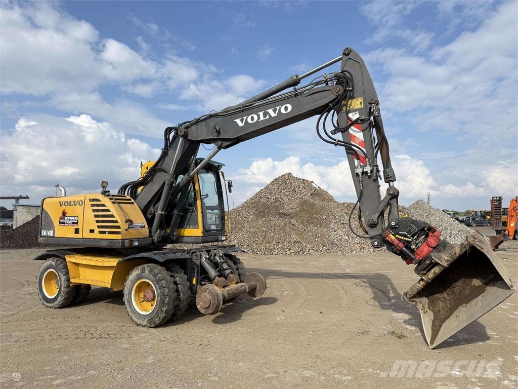 Volvo EW 140 B , ROTOTILT + RAILWAY Wielgraafmachines