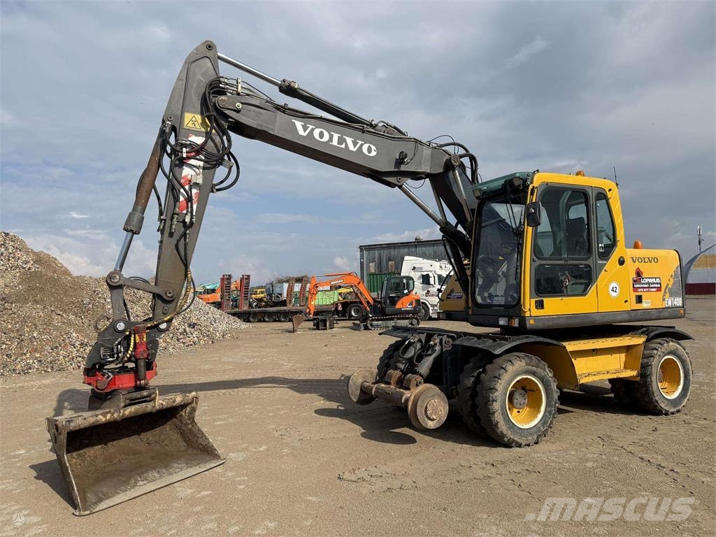 Volvo EW 140 B , ROTOTILT + RAILWAY Wielgraafmachines