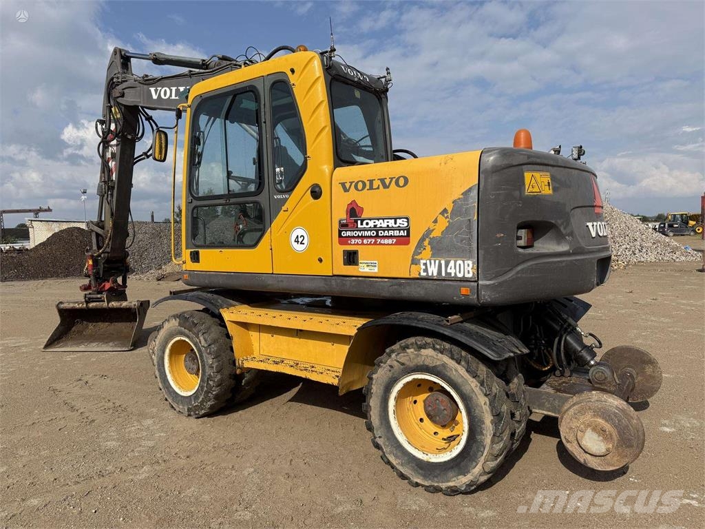 Volvo EW 140 B , ROTOTILT + RAILWAY Wielgraafmachines