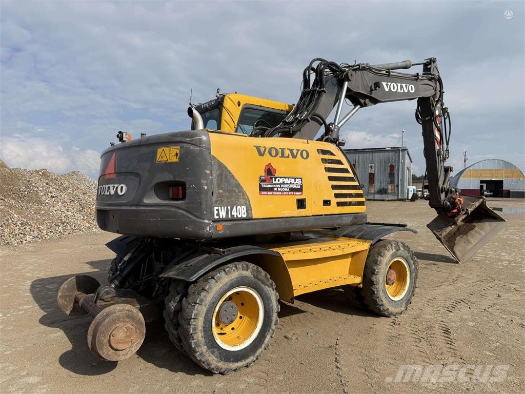 Volvo EW 140 B , ROTOTILT + RAILWAY Wielgraafmachines