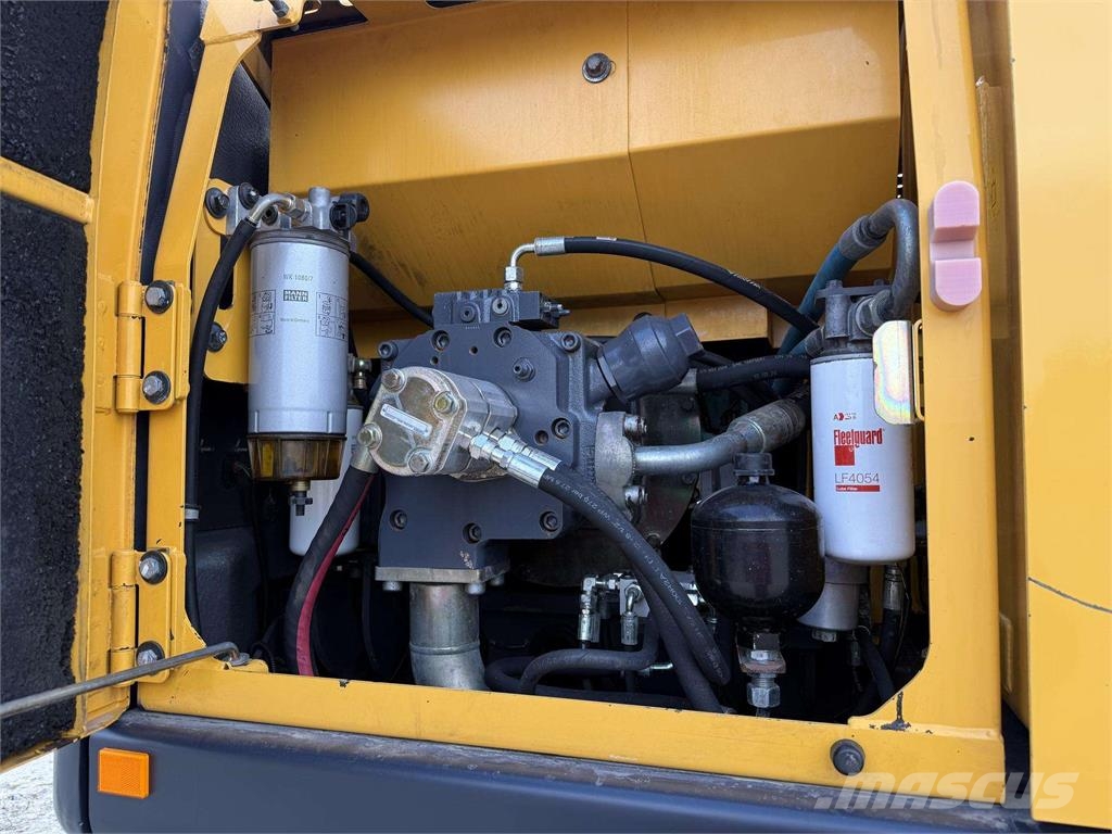 Volvo EW 180 C , ROTO + Grapple Mobilbagger