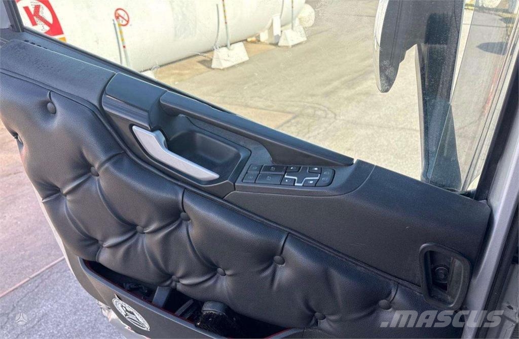 Volvo FH500 6x2 EURO 6 SHORT CABIN Camiones con chasís y cabina