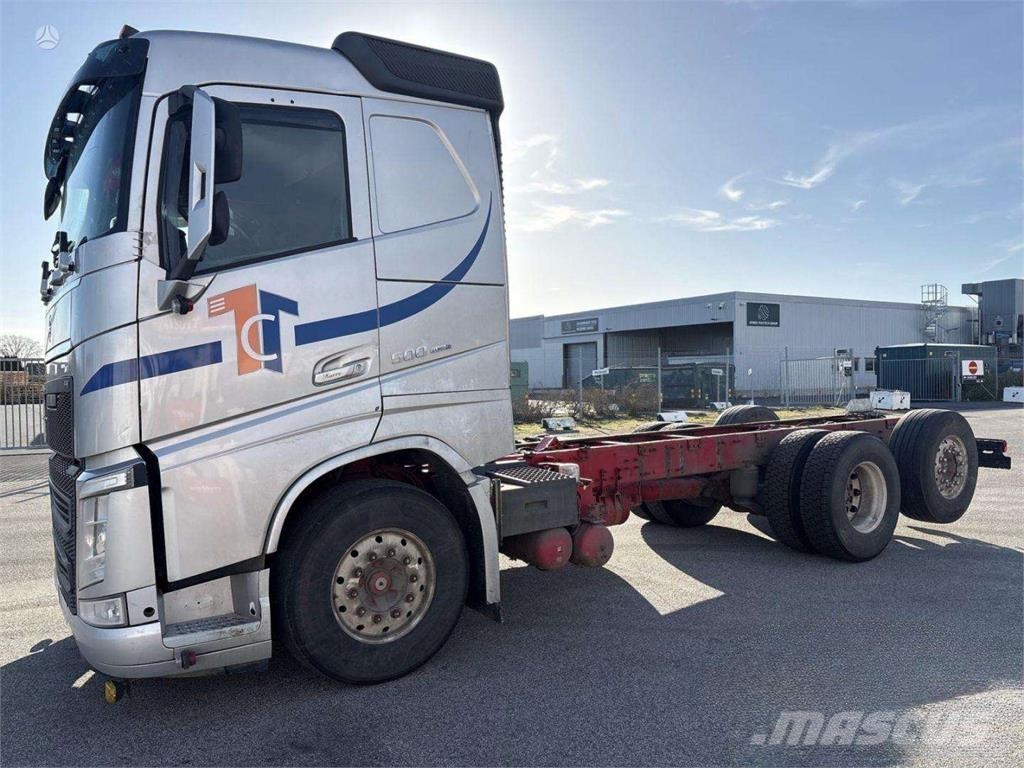 Volvo FH500 6x2 EURO 6 SHORT CABIN Camiones con chasís y cabina