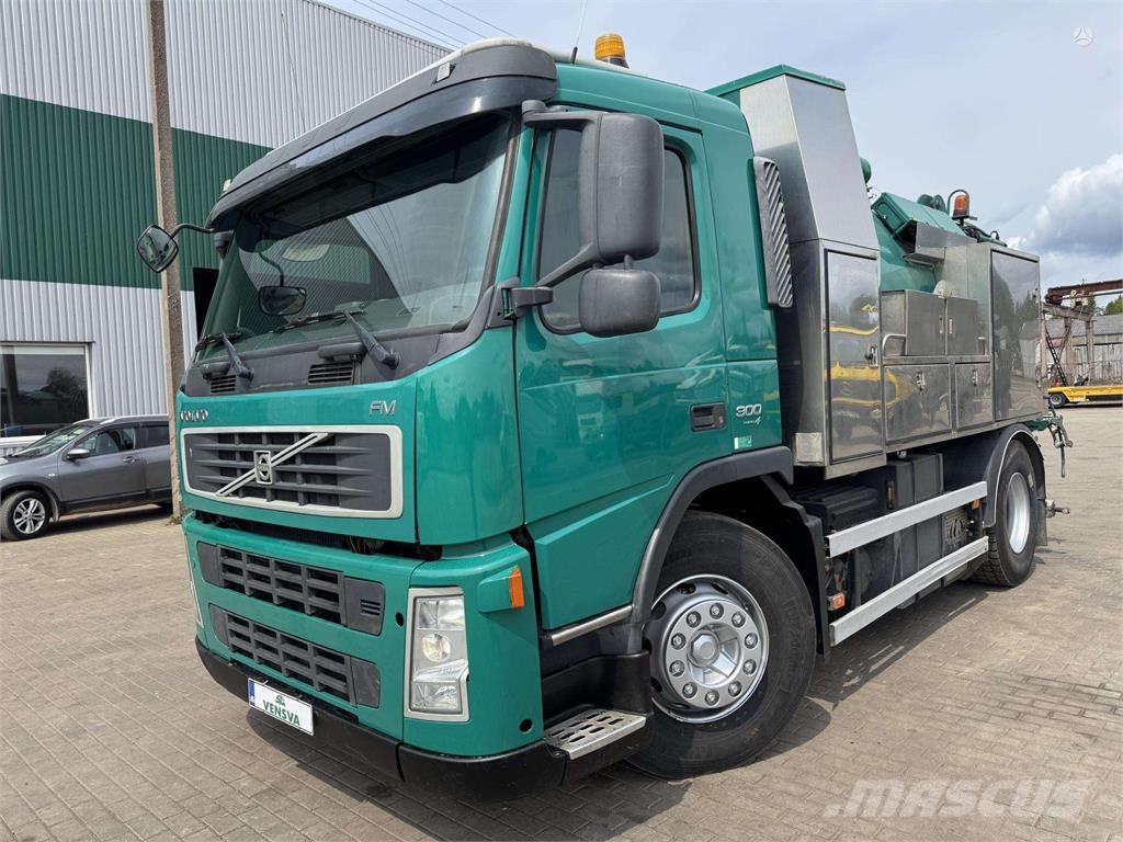 Volvo FM 300 Stainless steel 10m3 コンバイン／バキュームトラック