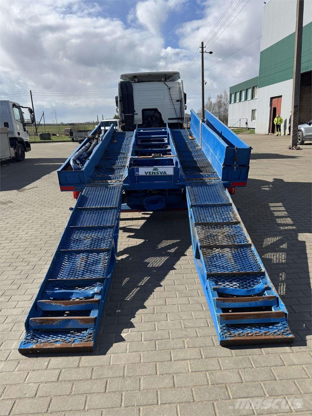 Volvo FM 410 Horizontalaus gręžimo įrangai vežti Autoveokid