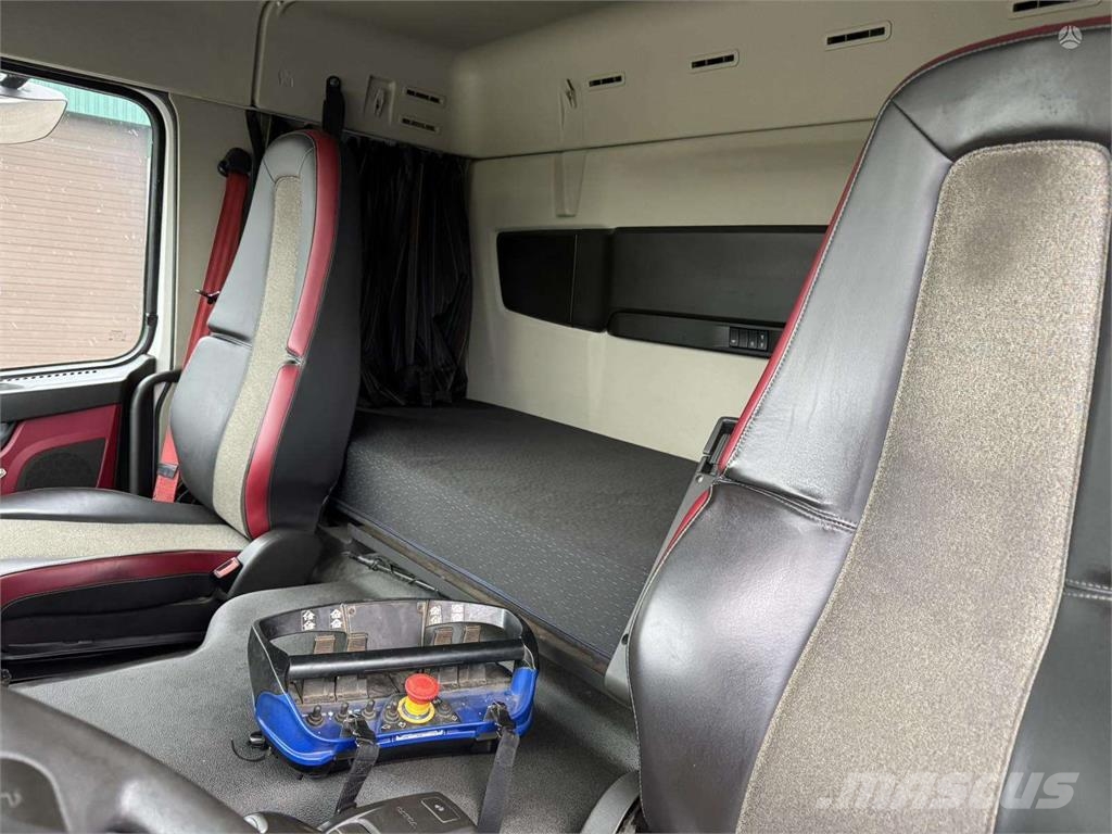 Volvo FM 460 + Palfinger PK 24500 + evacuator platform Autoveokid