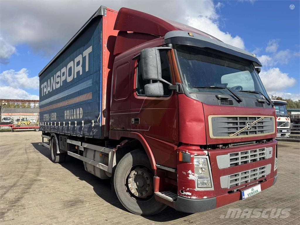 Volvo FM9 260 4x2 Schuifzeilopbouw