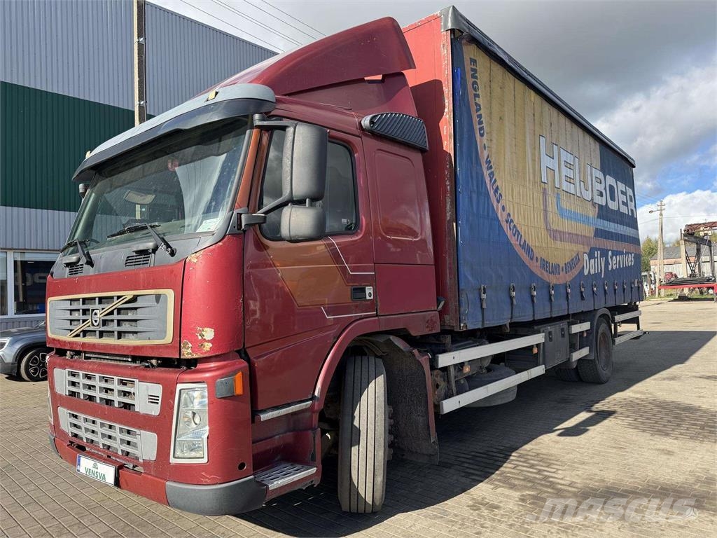 Volvo FM9 260 4x2 Schuifzeilopbouw