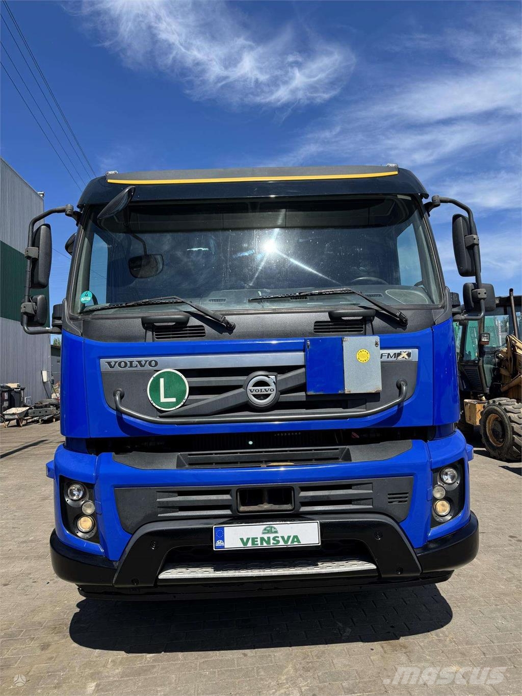 Volvo FMX 330 10m3 شاحنات مزدوجة / خلخلة