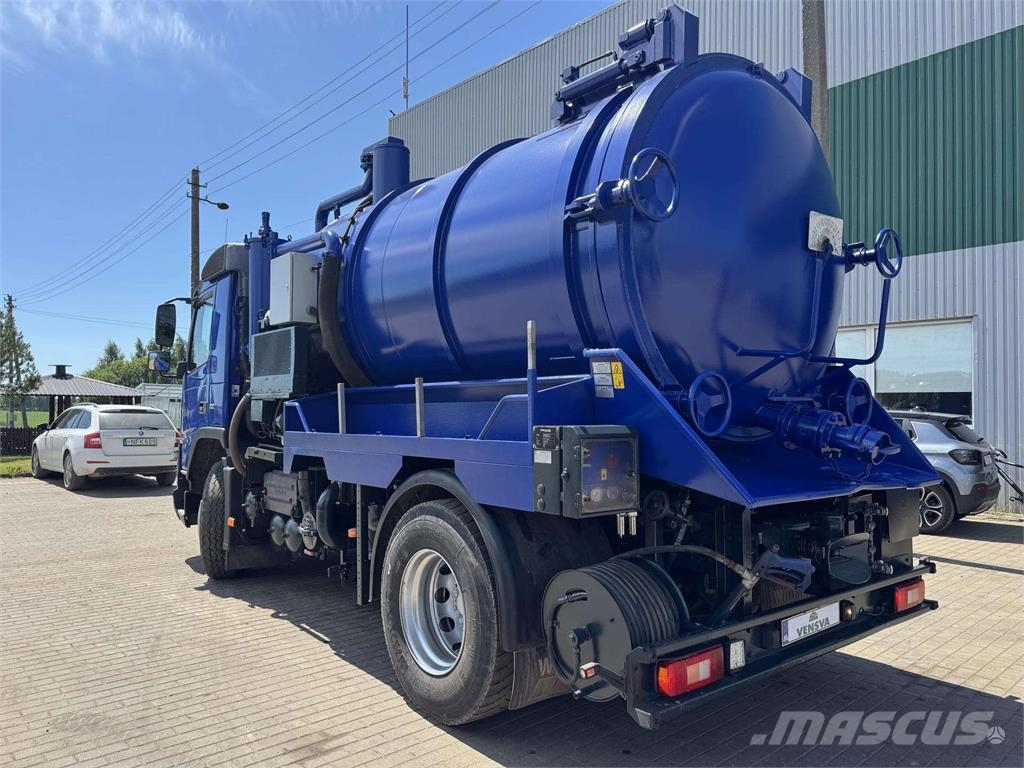 Volvo FMX 330 10m3 شاحنات مزدوجة / خلخلة