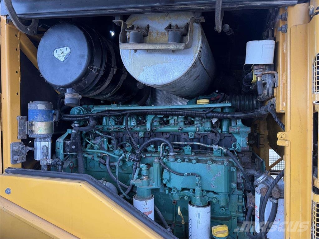 Volvo L 110 E Gumikerekes homlokrakodók